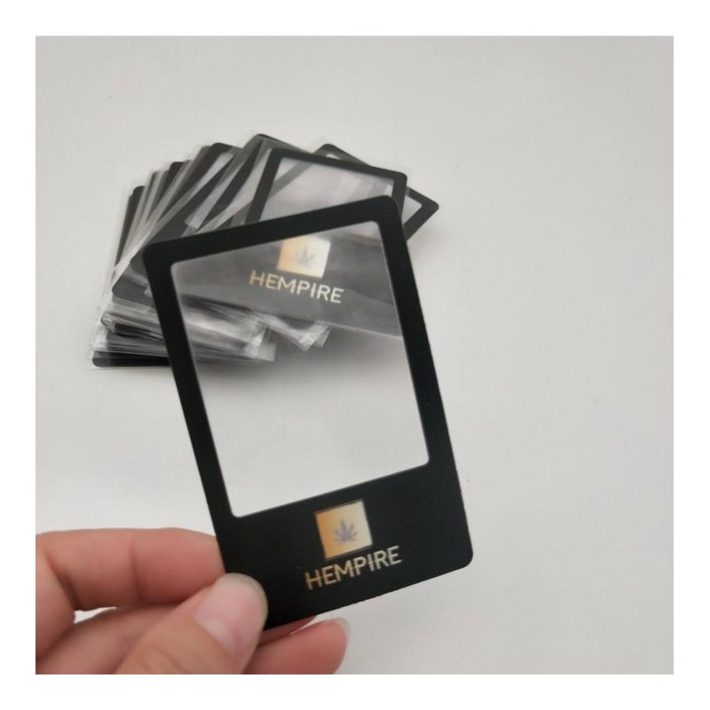 Magnifier card